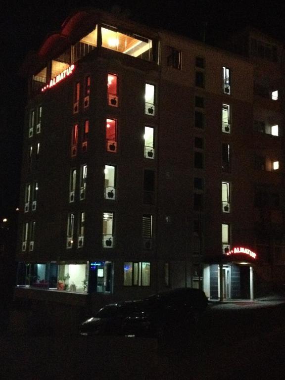Hotel Almatur Yusufeli Zewnętrze zdjęcie